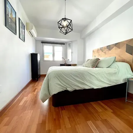 Centrico Urbano Con Terraza * قرطبة