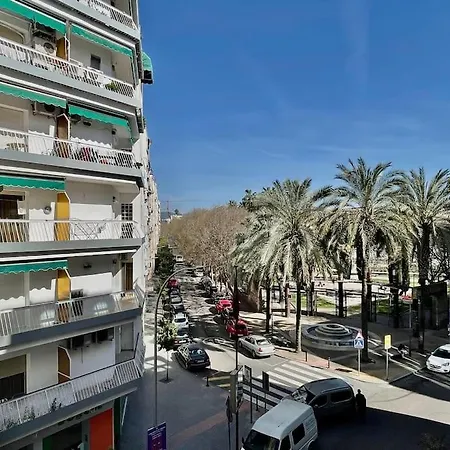 Centrico Urbano Con Terraza Appartement