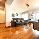 Centrico Urbano Con Terraza Апартаменты *