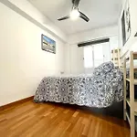 Centrico Urbano Con Terraza Апартаменты *